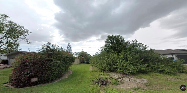 2206 NE 16TH PLACE, Cape Coral, FL 33909