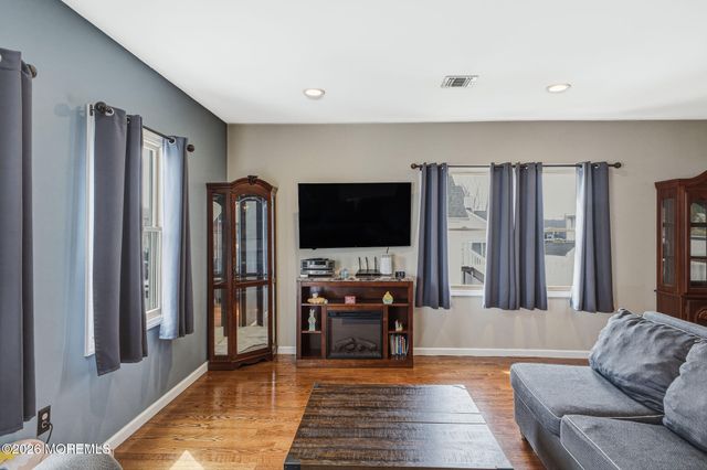 911 Harris Avenue, Union Beach, NJ 07735