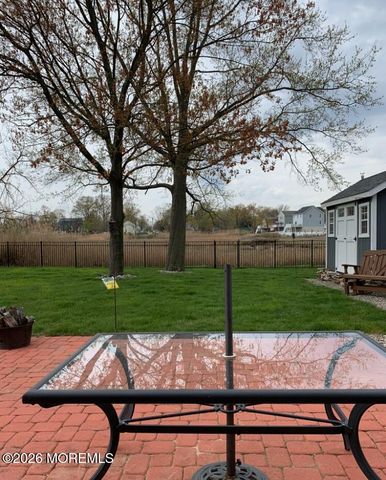 911 Harris Avenue, Union Beach, NJ 07735