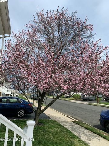 911 Harris Avenue, Union Beach, NJ 07735