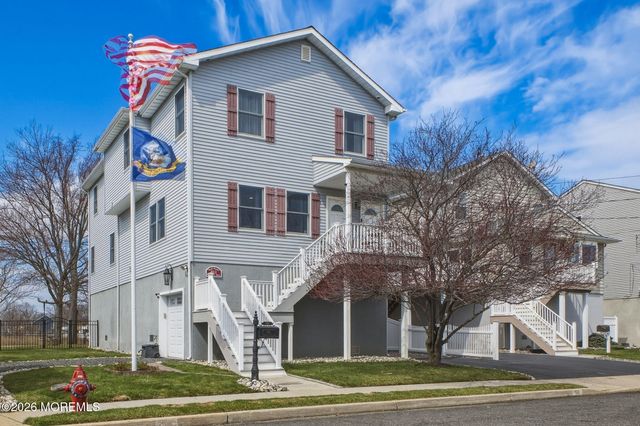 911 Harris Avenue, Union Beach, NJ 07735