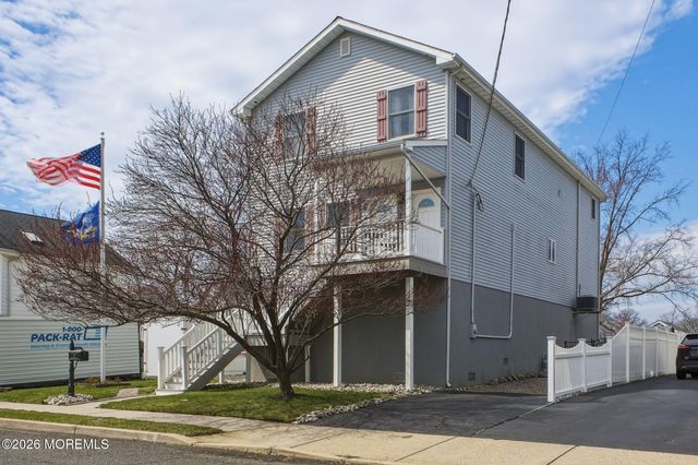 911 Harris Avenue, Union Beach, NJ 07735