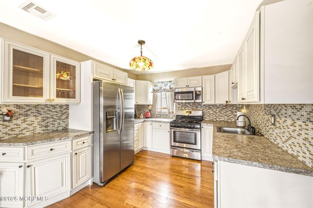 911 Harris Avenue, Union Beach, NJ 07735