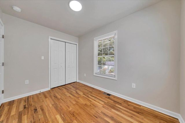 1101 Gearhart RD SE, Roanoke, VA 24014