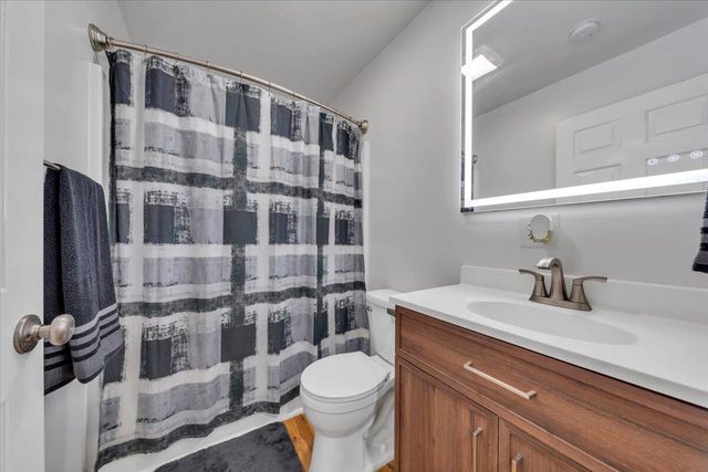 1101 Gearhart RD SE, Roanoke, VA 24014