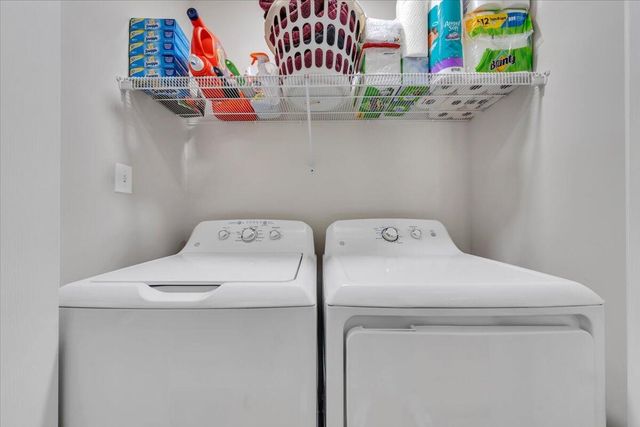 1101 Gearhart RD SE, Roanoke, VA 24014