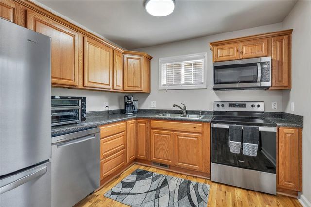 1101 Gearhart RD SE, Roanoke, VA 24014