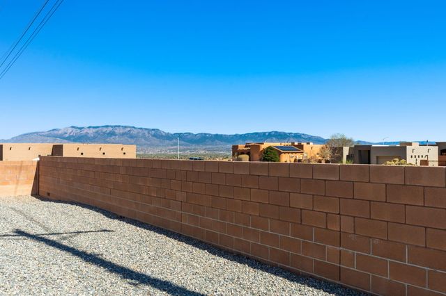 8020 Monte Carlo Drive NW, Albuquerque, NM 87120