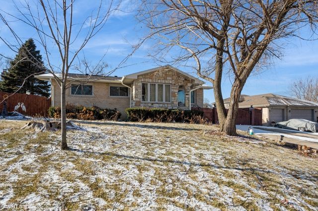 8462 S 83rd Avenue, Hickory Hills, IL 60457