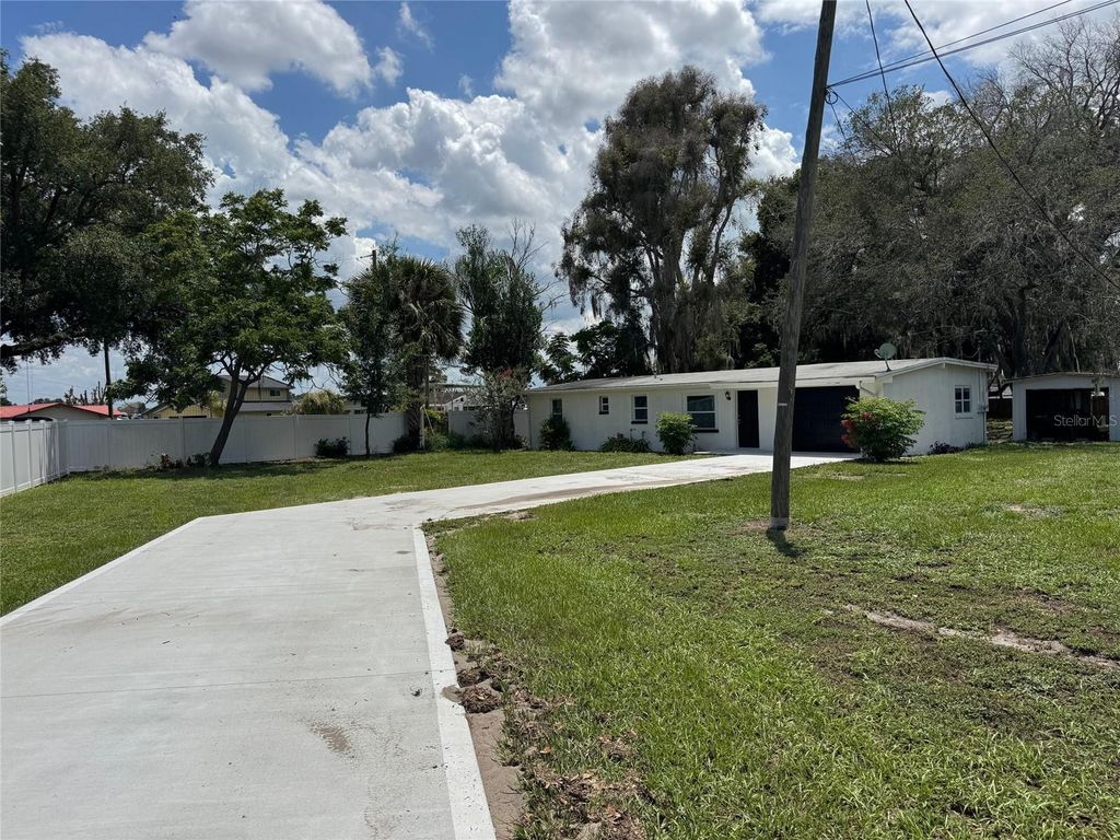 2121 GREENWAY DRIVE, Winter Haven, FL 33881