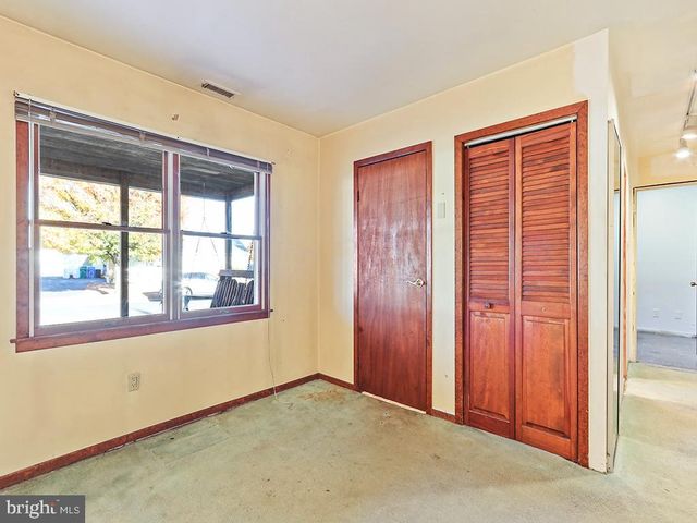 1020 HILARY, Croydon, PA 19021