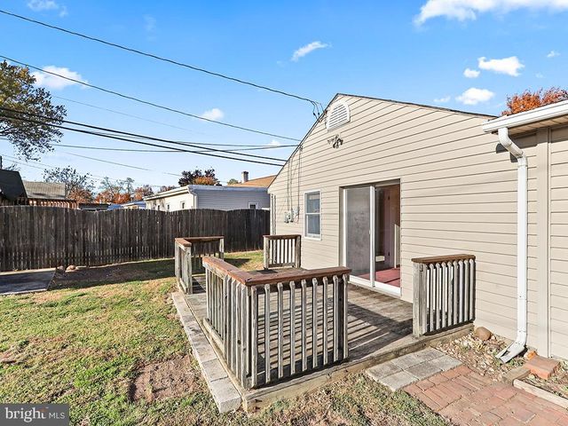 1020 HILARY, Croydon, PA 19021