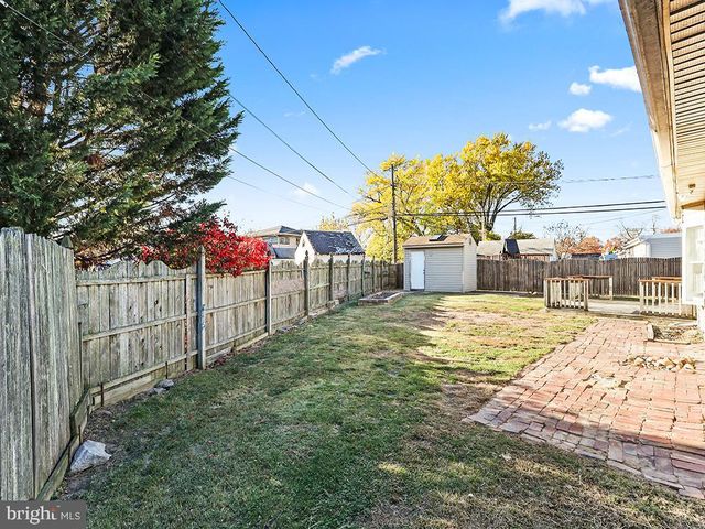 1020 HILARY, Croydon, PA 19021