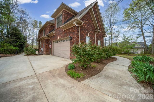 6118 Bickett Ridge Drive, Monroe, NC 28110