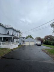 34 North Maple Street, Enfield, CT 06088