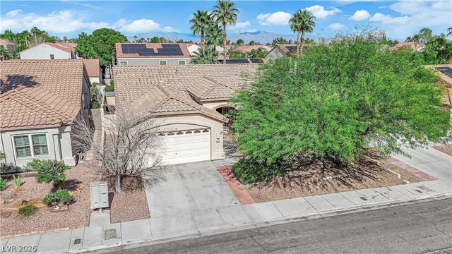 9808 Dusty Winds Avenue, Las Vegas, NV 89117