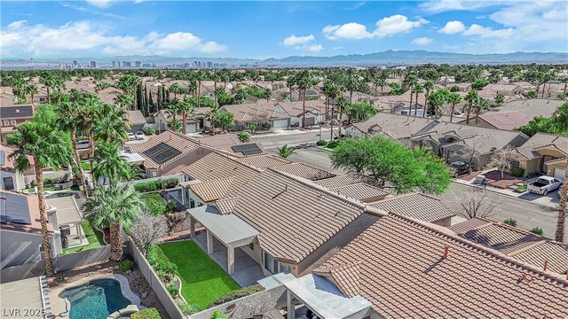 9808 Dusty Winds Avenue, Las Vegas, NV 89117