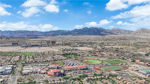 9808 Dusty Winds Avenue, Las Vegas, NV 89117