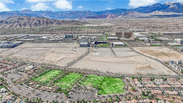 9808 Dusty Winds Avenue, Las Vegas, NV 89117