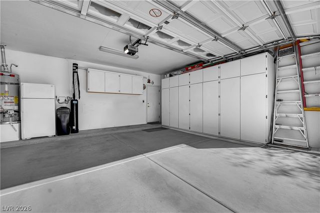 9808 Dusty Winds Avenue, Las Vegas, NV 89117