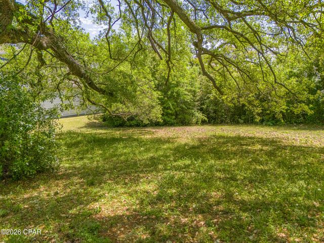 1150 Cove Pointe Drive, Panama City, FL 32401