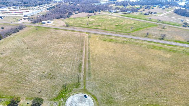 286 PVT RD 3178, Corsicana, TX 75109