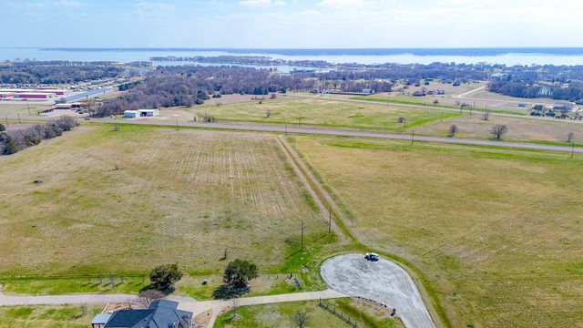 286 PVT RD 3178, Corsicana, TX 75109