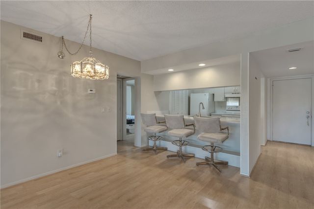 31 Plantation Drive 206, Vero Beach, FL 32966