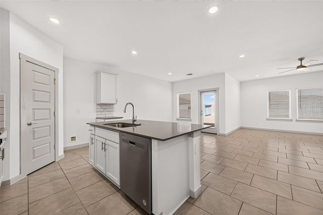 4015 Itzle Island Court, Fulshear, TX 77494