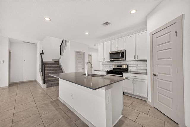 4015 Itzle Island Court, Fulshear, TX 77494