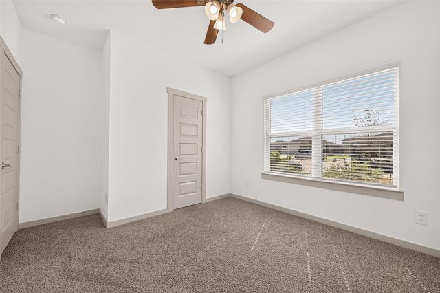 4015 Itzle Island Court, Fulshear, TX 77494