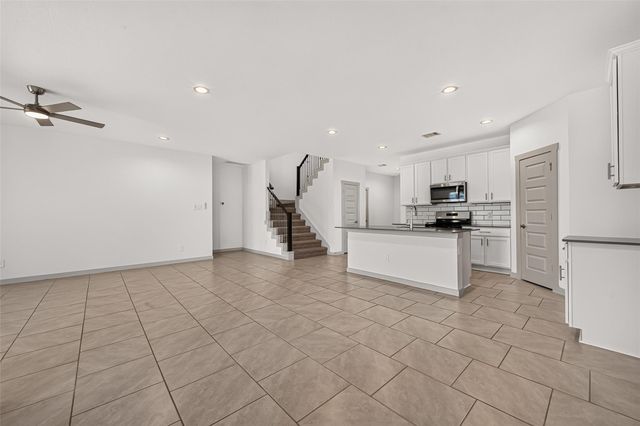 4015 Itzle Island Court, Fulshear, TX 77494