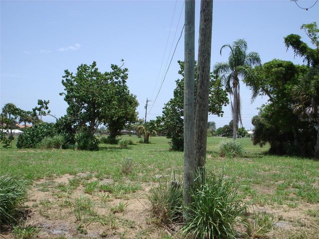 2301 S TAMIAMI TRAIL, Osprey, FL 34229