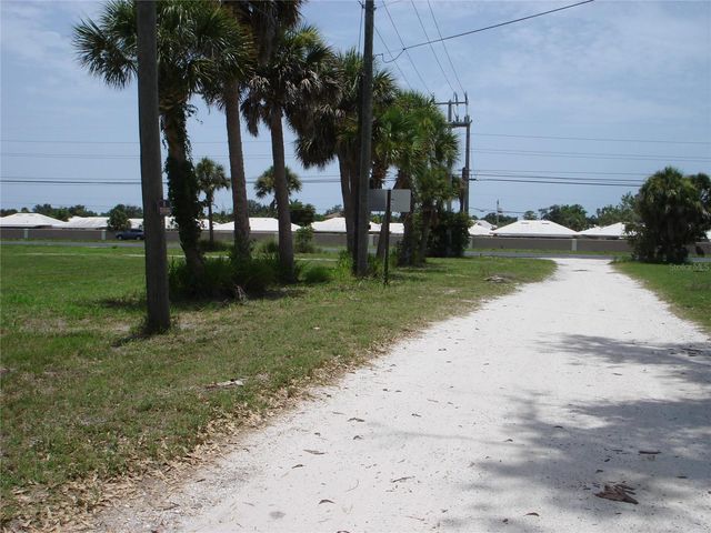 2301 S TAMIAMI TRAIL, Osprey, FL 34229