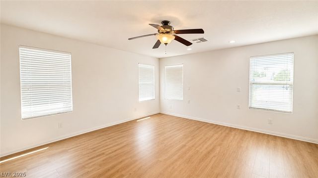 4727 High Anchor Street, Las Vegas, NV 89121