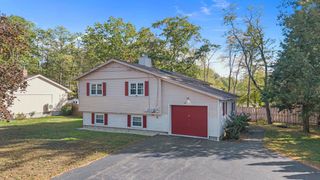 8 Cardinal Road, Concord, NH 03301