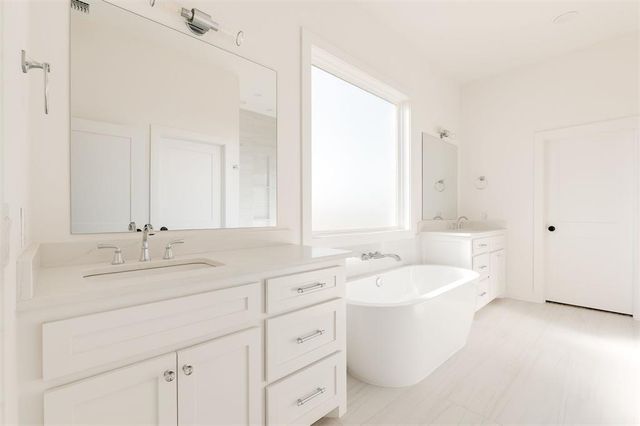 2500 Heathery Park, Oklahoma City, OK 73128