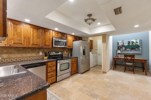 8047 E VIA DEL DESIERTO --, Scottsdale, AZ 85258