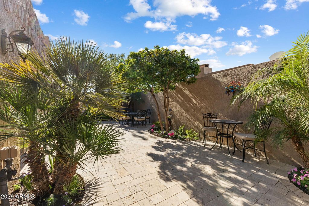 Image 28 of property listing at 8047 E VIA DEL DESIERTO --, Scottsdale, AZ 85258