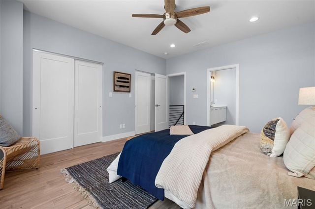 4330 Vista Avenue, St Louis, MO 63110