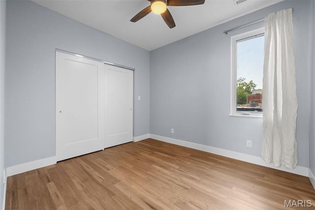 4330 Vista Avenue, St Louis, MO 63110