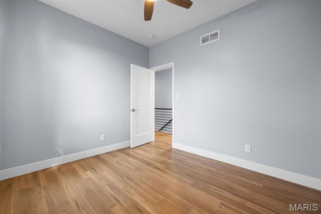 4330 Vista Avenue, St Louis, MO 63110