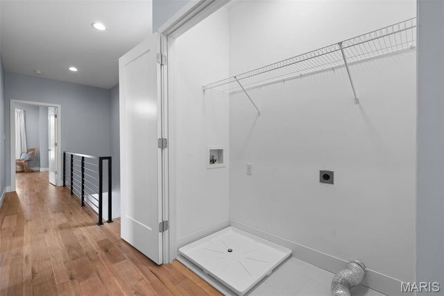 4330 Vista Avenue, St Louis, MO 63110