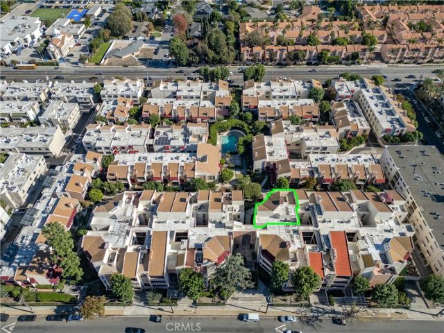5216 Yarmouth Avenue 305, Encino, CA 91316