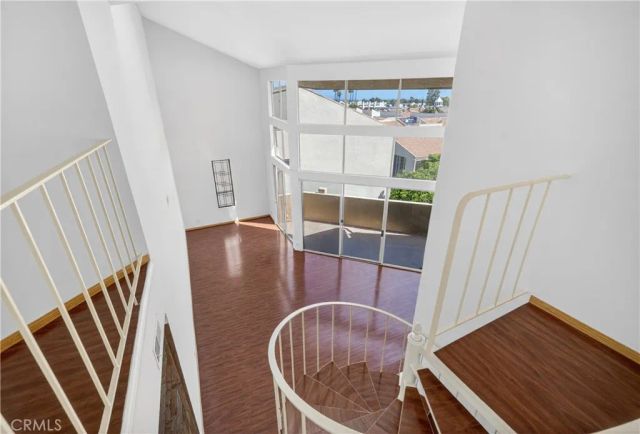 5216 Yarmouth Avenue 305, Encino, CA 91316