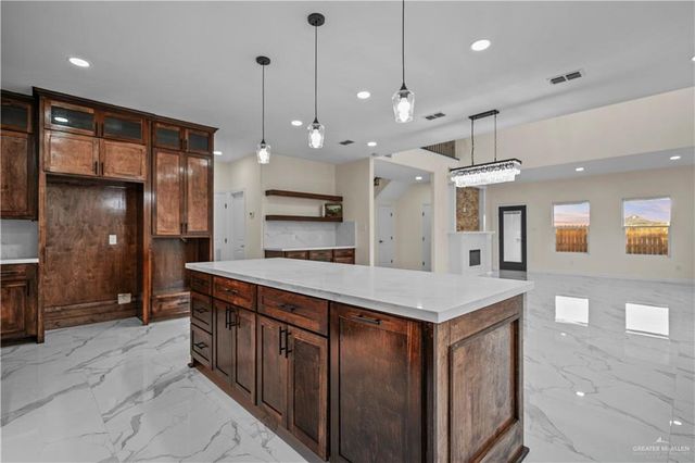 3221 E La Cienega Street, Edinburg, TX 78542