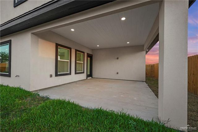 3221 E La Cienega Street, Edinburg, TX 78542