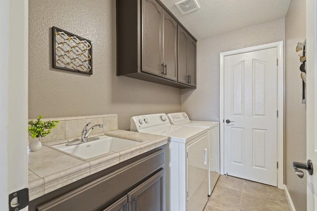 2230 Ventana Court, Hollister, CA 95023