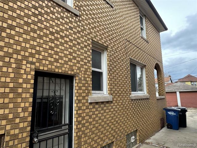 16554 Fairfield Street, Detroit, MI 48221