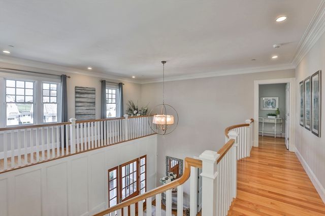 5 Coastline Drive, Mashpee, MA 02649